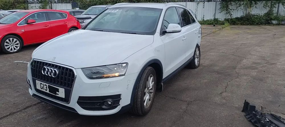 Dezmembrari / Dezmembrez AUDI Q3 (8UB) [Fabr 2011-2018] 2.0 TDI CFFB cutie viteze manuala cod culoare LS9R