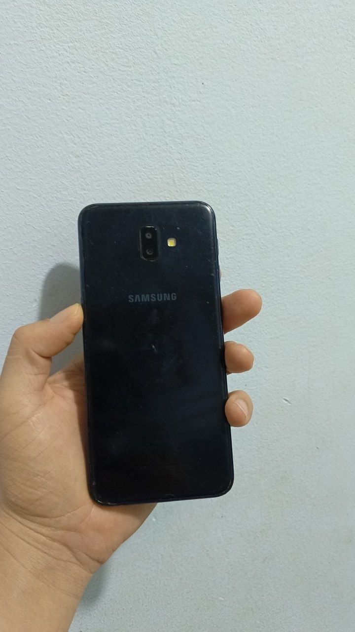 Samsung Galaxy J6+