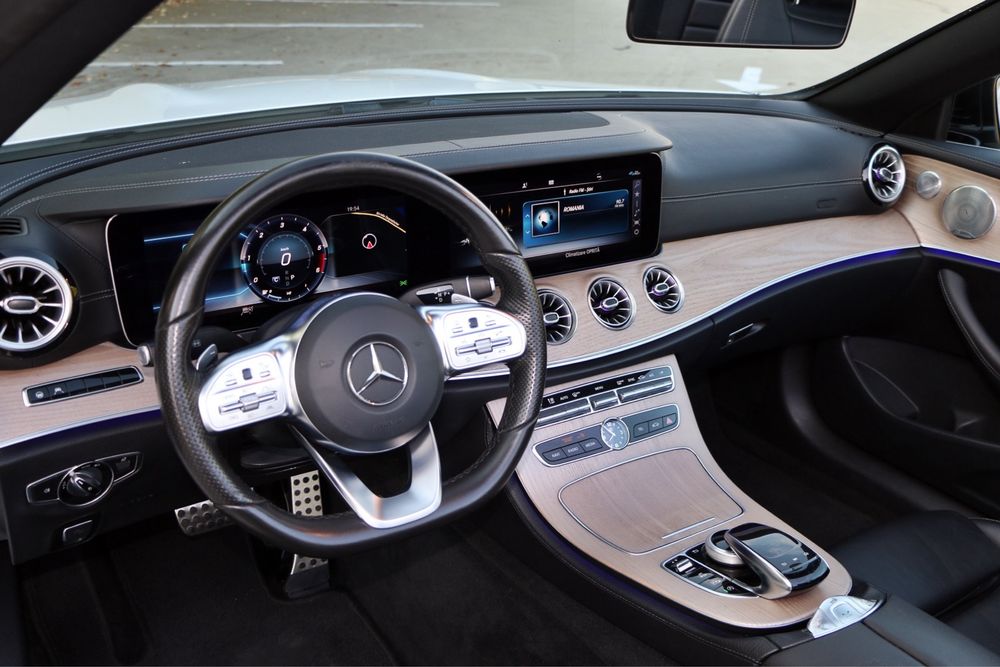 Mercedes-Benz E220 Cabrio 4Matic AMG PAKET