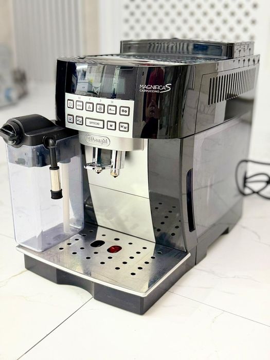 Espressor automat DeLonghi Magnifica S Cappuccino – One Touch Latte,