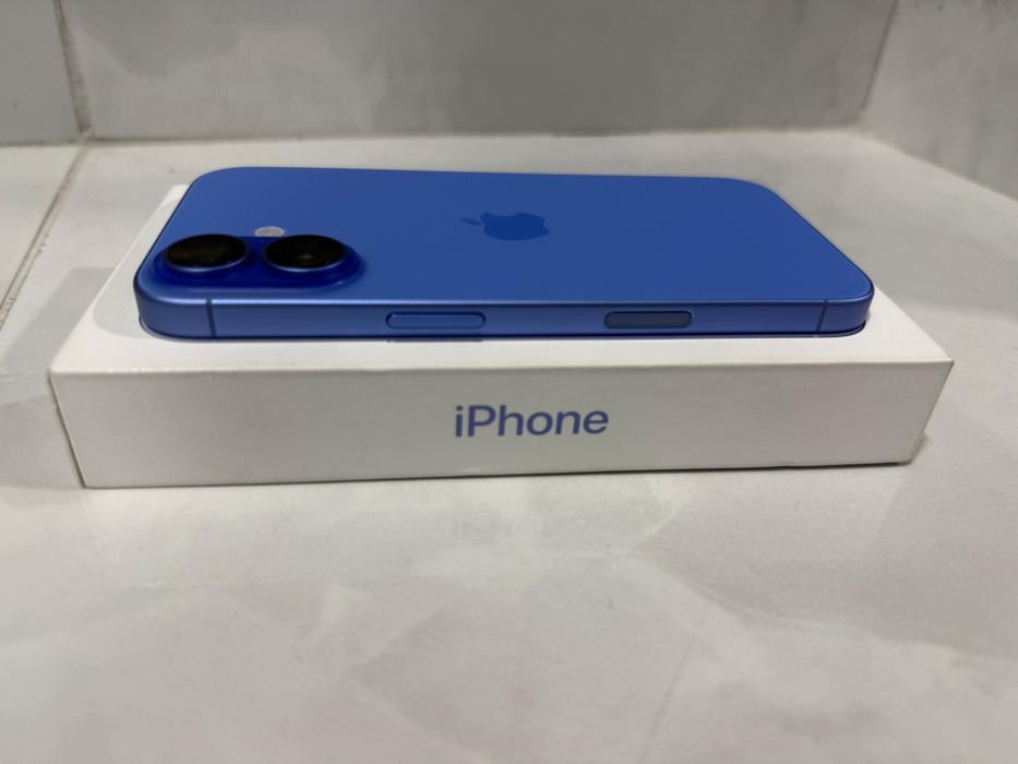 Ipbone 16/ Blue marine/ 128GB / Nou
