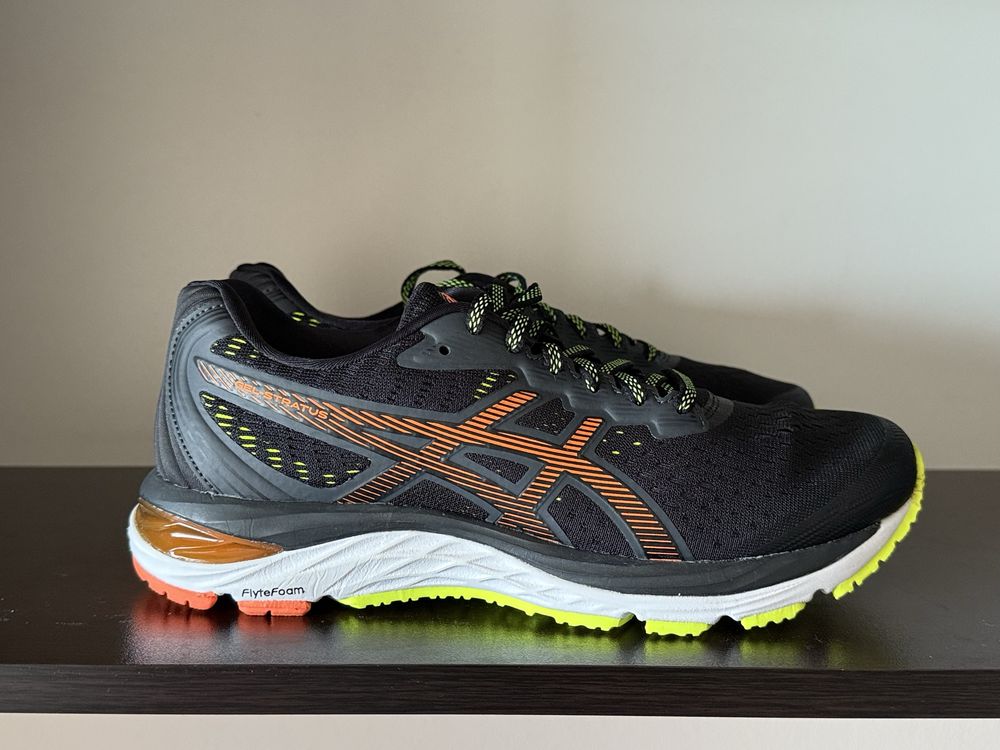Asics Gel-Stratus 40номер 25см Стелка Нови с Кутия