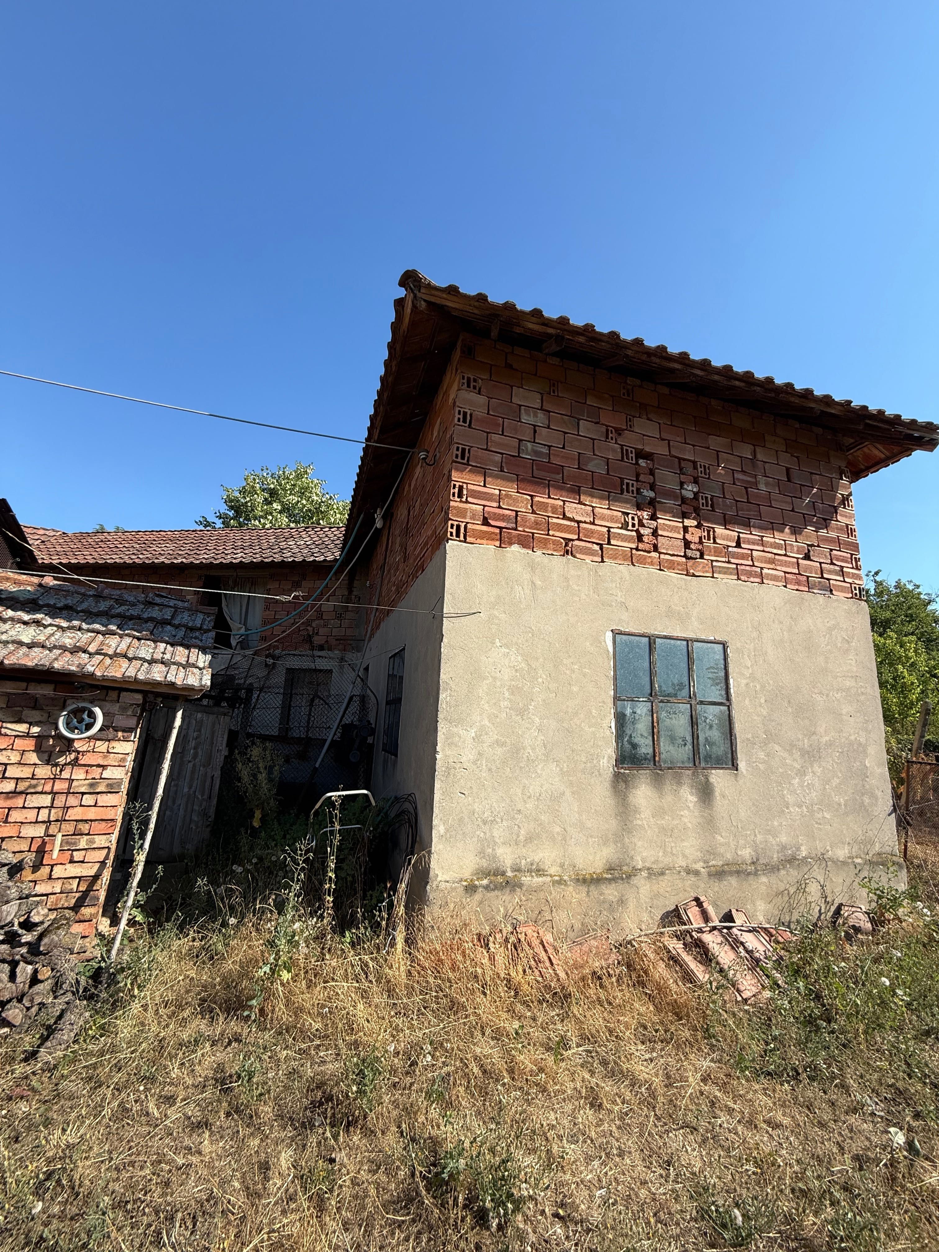 Къща в село Върбица