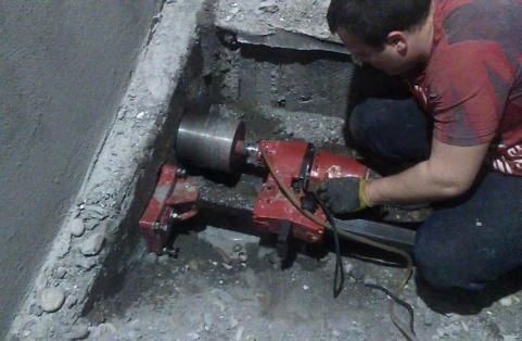 Beton teshish xizmatimiz bor