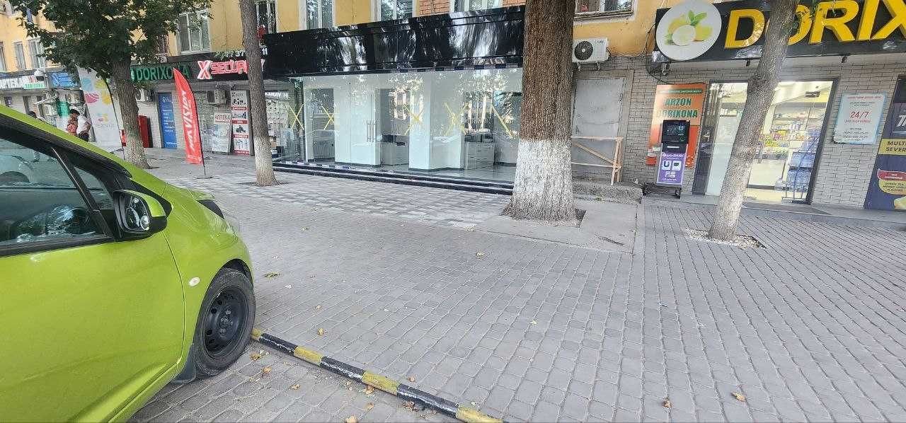 Продам Офис в доль дороги!