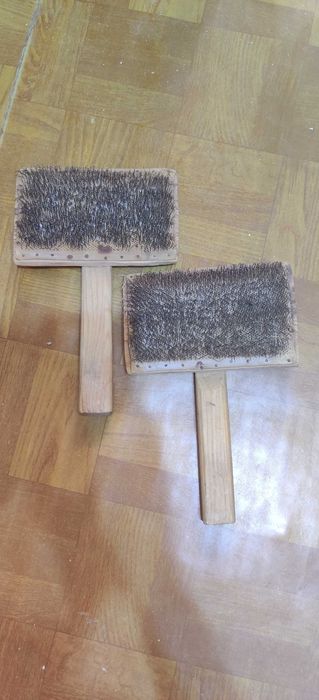 Ручной кардер для шерсти