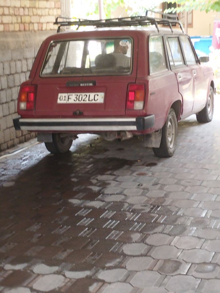 2104 sotiladi 1990 yil