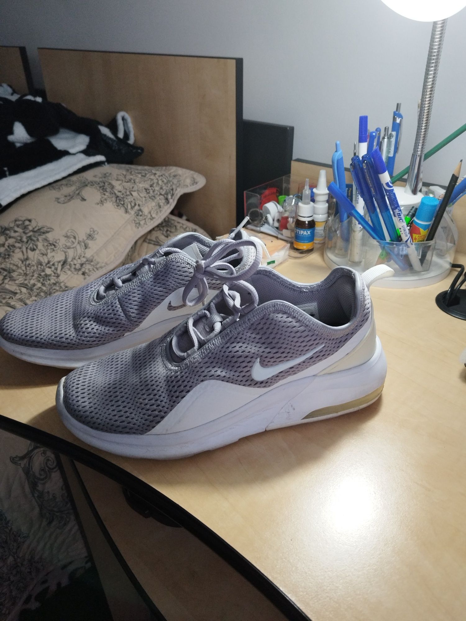 Nike air max motion 2