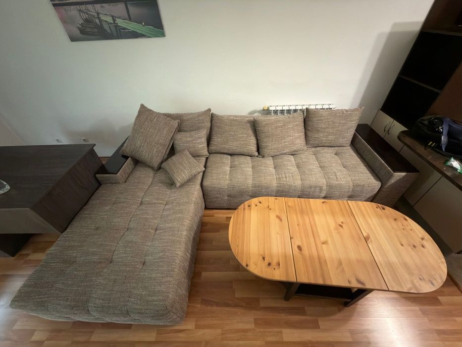 Продава се диван и холна маса