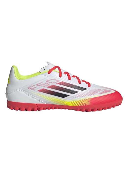 Vând ghete de fotbal