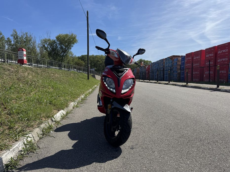 Scuter - Motoscuter de 49 cm inmatriculat, 2022 ca nou, injectie