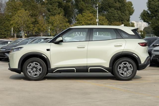 BYD YUAN UP Smart Drive 2025