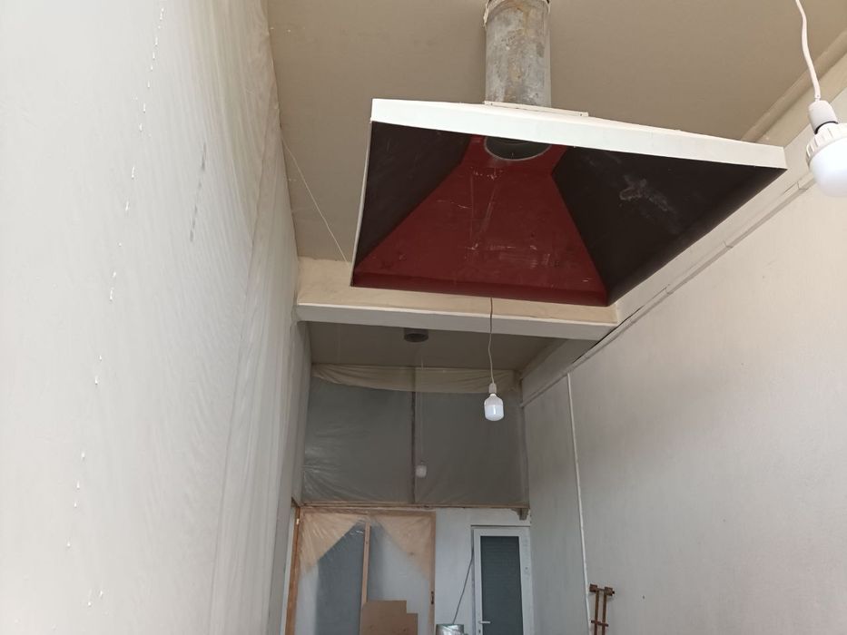 Продаётся нежилое   помещение   150  м2.