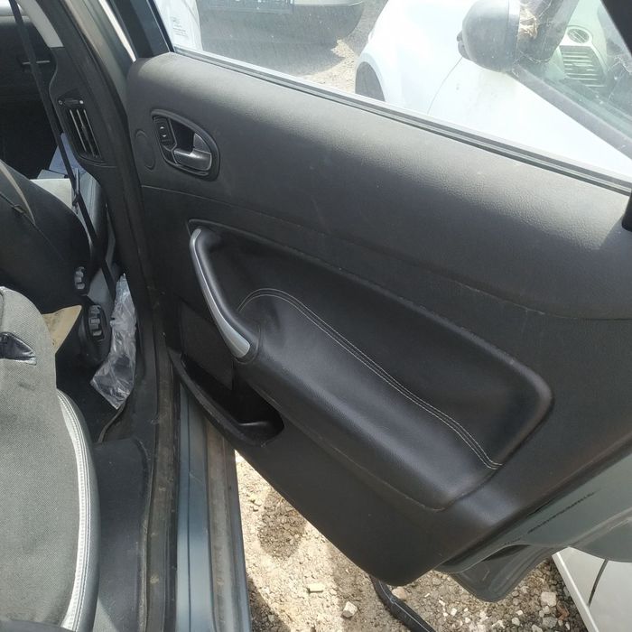 Dezmembrari  Ford MONDEO Mk 4  2007  > 0000 2.0 TDCi Motorina