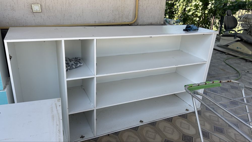 Продаю шкафы срочно