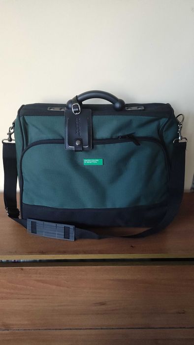 Вместителна чанта за ръчен багаж неупотребявана