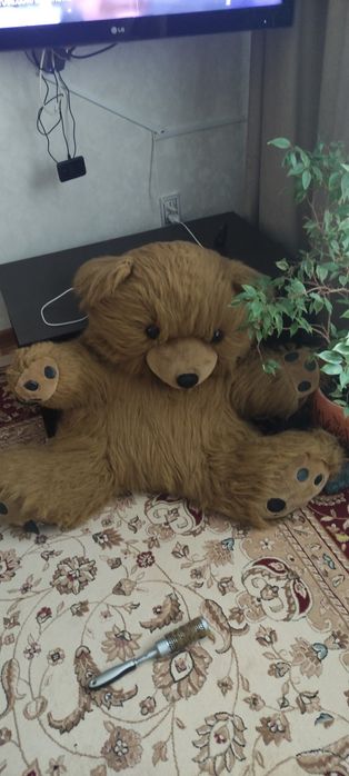 Мягкая игрушка Медведь ,продам размер 75 см высота