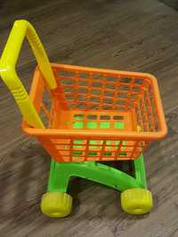 Детска играчка за пазаруване от деца