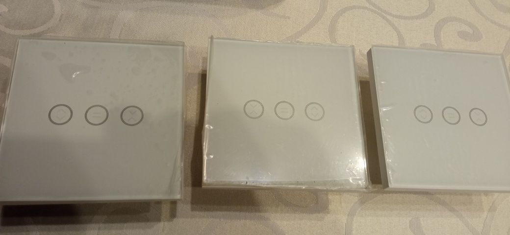 Интелигентен WiFi ключ за ролетни щори