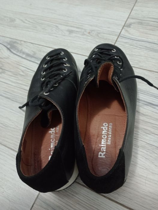 Vând ghetuțe băieți -fete