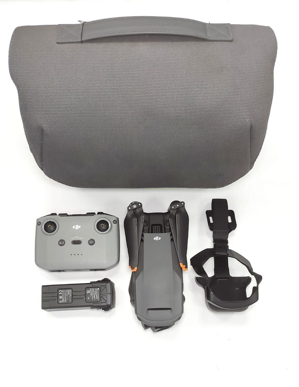 DJI Mavic 3 квадрокоптер