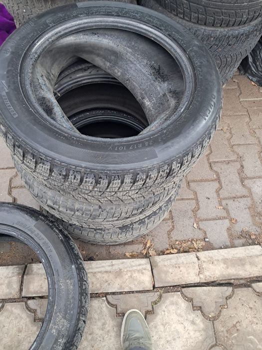 Продам зимние шины. Липучка.