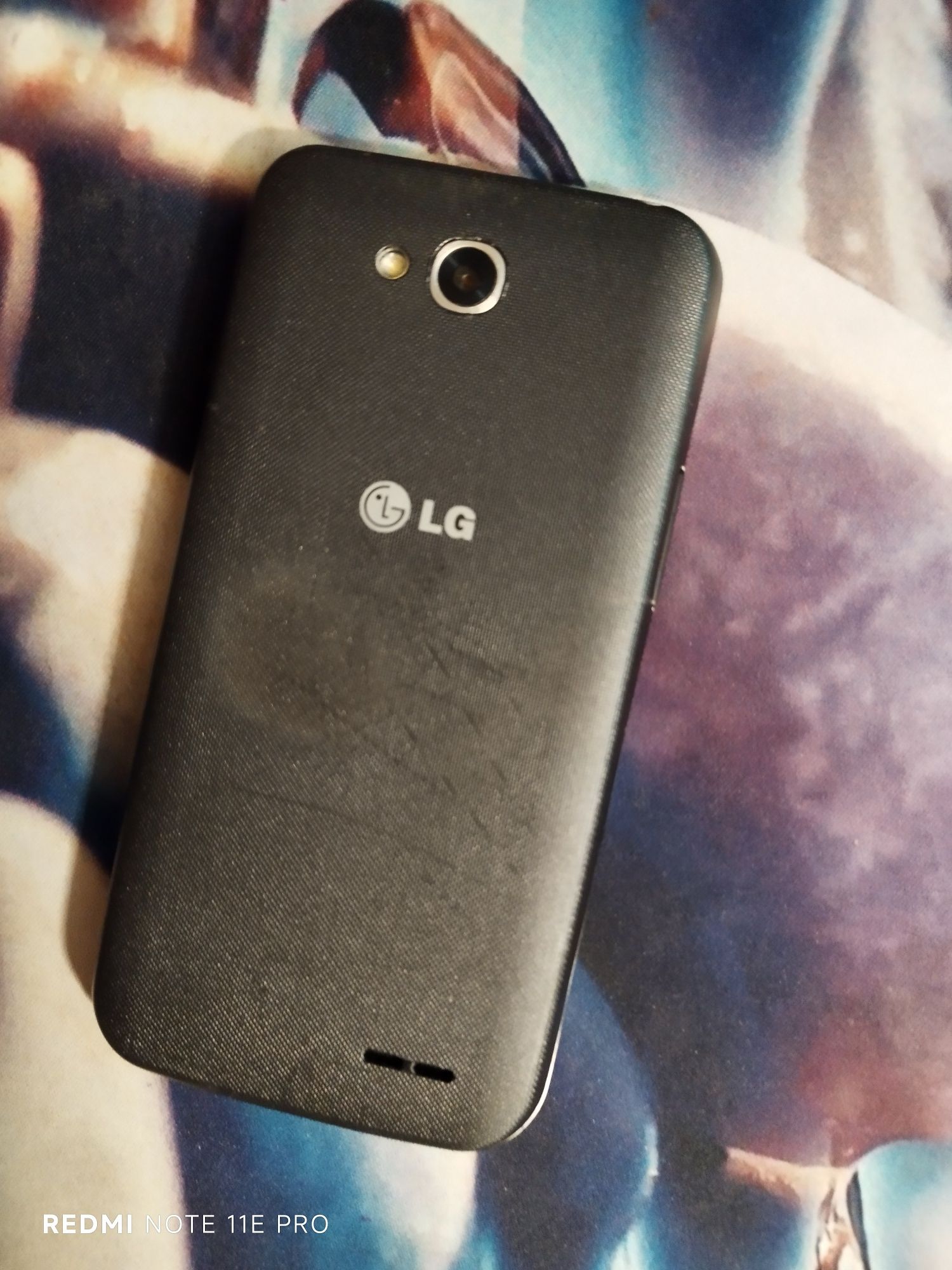 LG, модель L90 (D410)