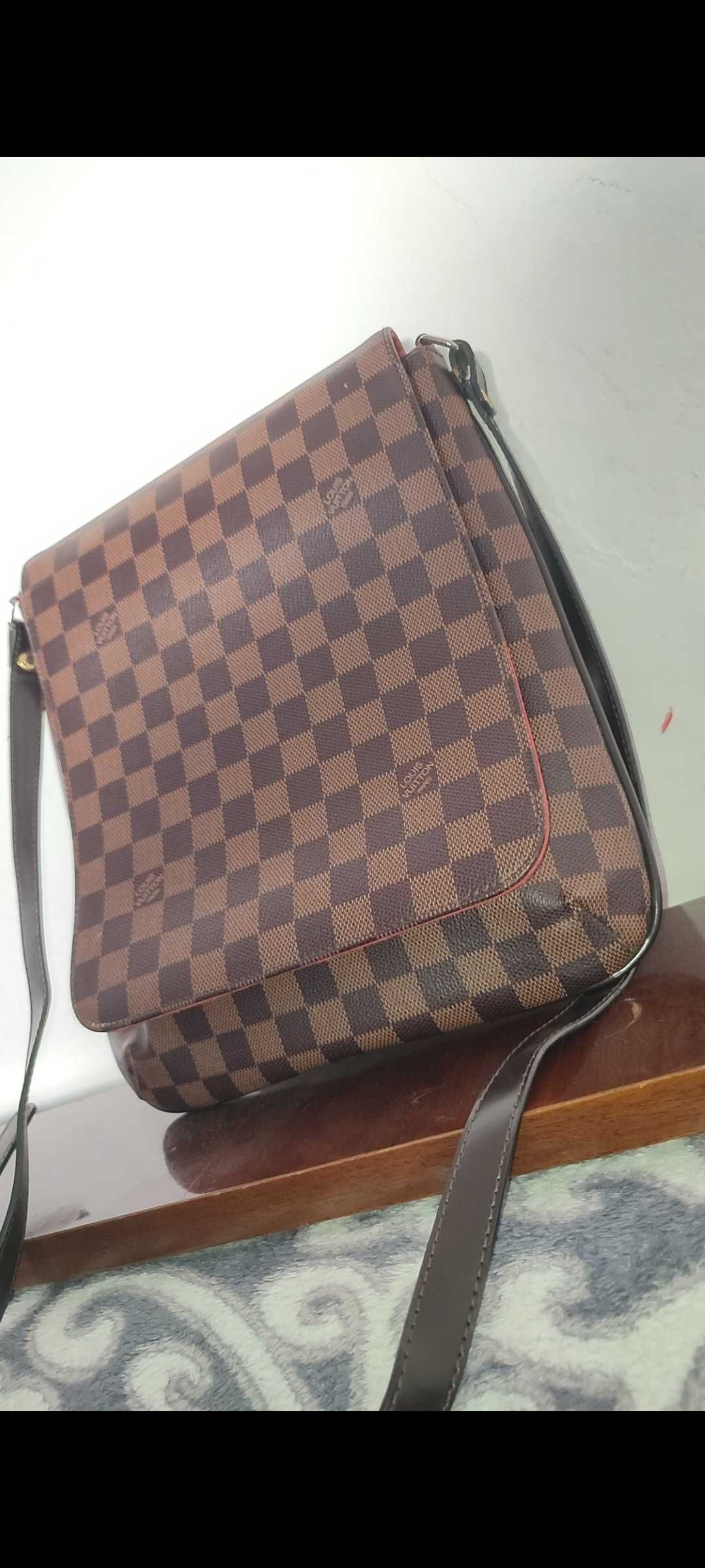 Geanta Louis Vuitton