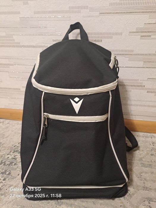 Продам спортивный рюкзак.