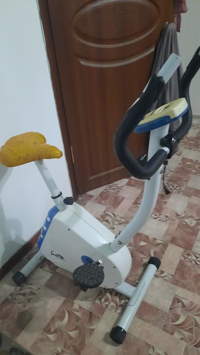 Велотренажёр бу .