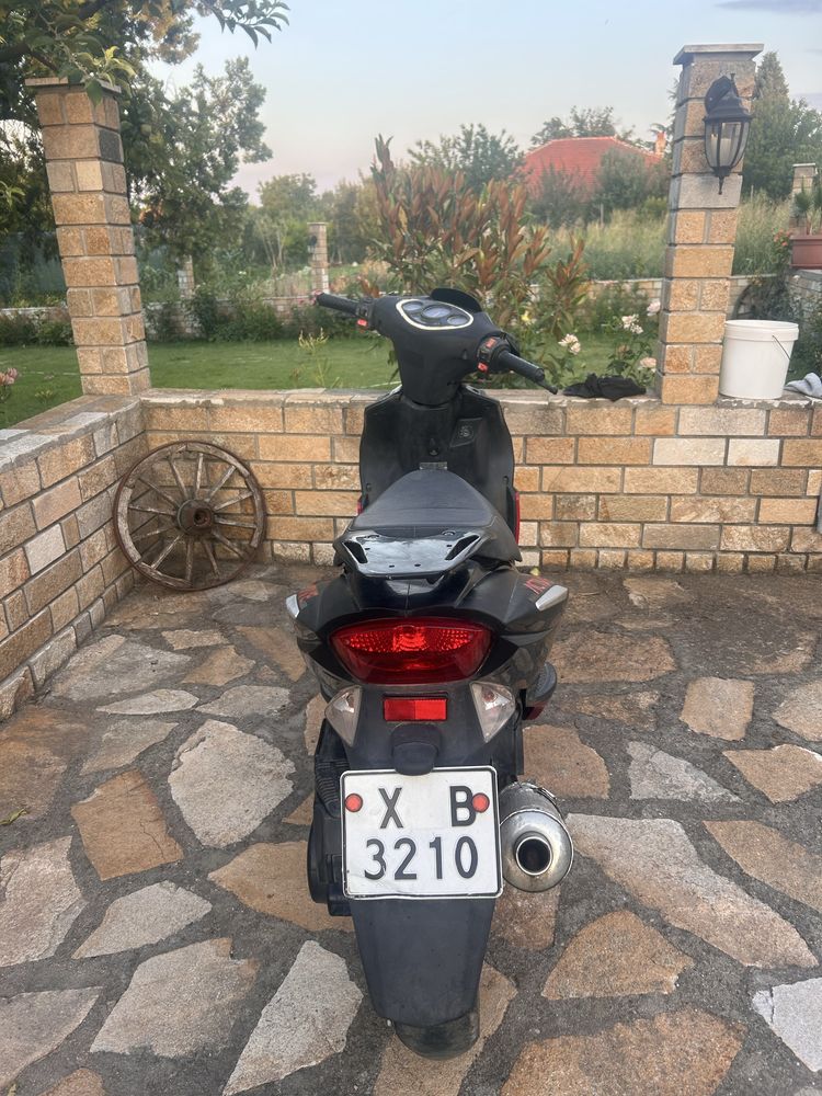 Скутер Bautian 125cc