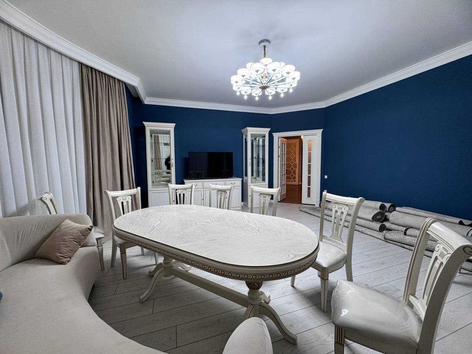 ЭЛИТНЫЙ КОМПЛЕКС 
Golden House Парисен