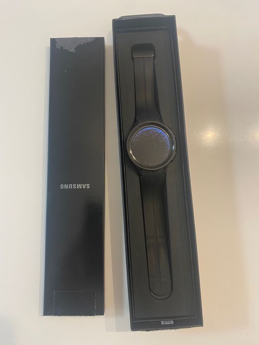 Samsung Galaxy Watch5 Pro (Bluetooth, GPS) – ca nou