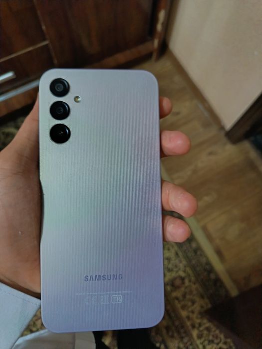 Samsung a14  holati ideal