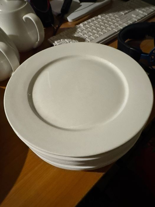 Посуда Wilmax белая, б/у