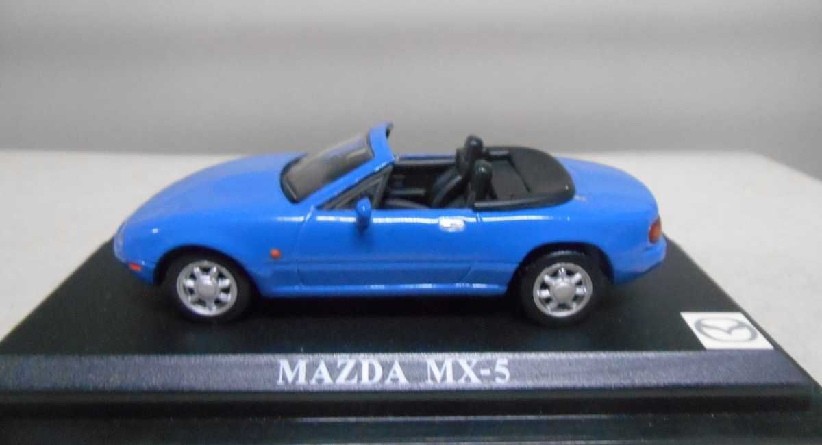 Колекционерска количка Mazda MX-5 Miata (NA) в мащаб 1:43 на Del Prado