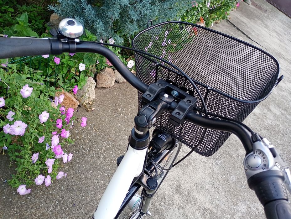 Bicicletă damă CYCO,cu 7 vit Nexus,frână picior !