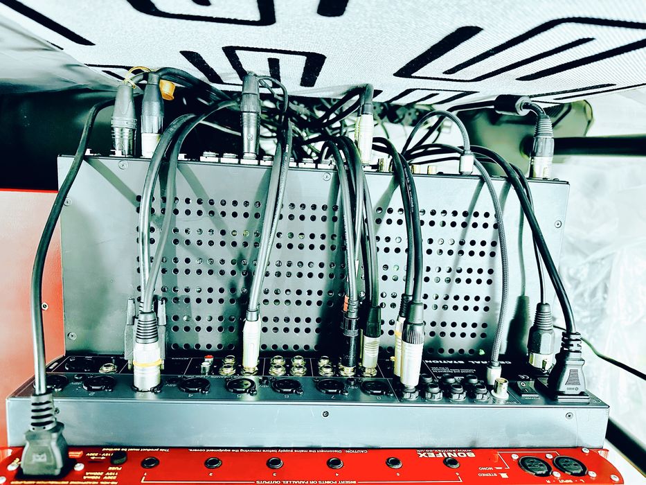 Pro Audio Studio: Sonifex RB-HD6, DigiMax D8, Central St+, Apollo 8