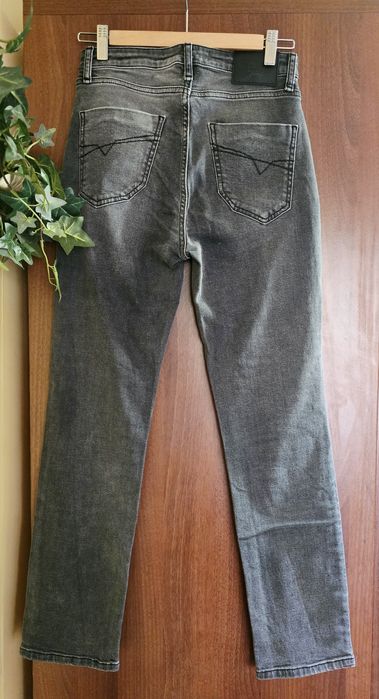 Blugi Attrattivo - 27, Regular Fit, Stare Impecabilă