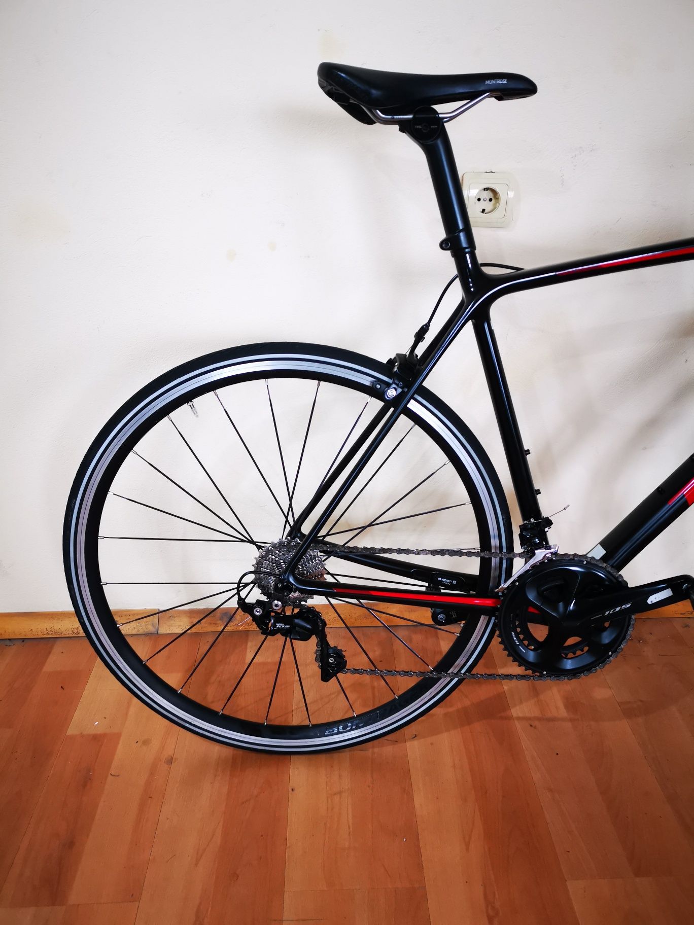 Bicicleta cursiera carbon Trek Emonda SL 5