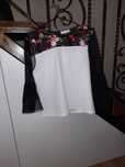 Bluza cu mâneci evazate