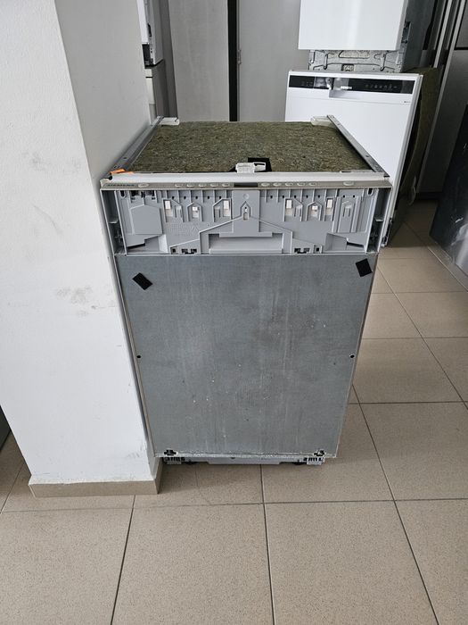 Съдомиялна за пълно вграждане SIEMENS 45 см