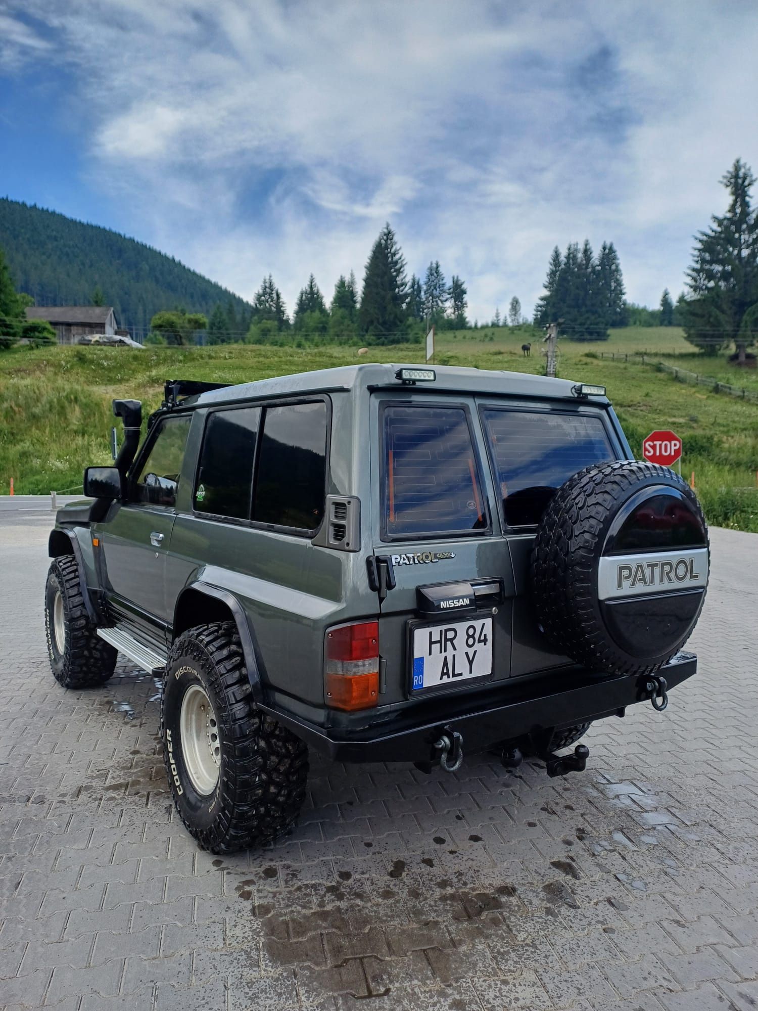 Nissan patrol y60