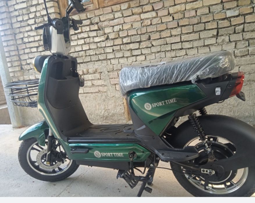 Pirava suralmaydigan elektron skuter