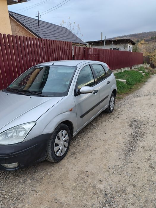 Ford focus 1.6- gaz