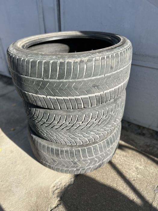 Шины б/у 245/45/19