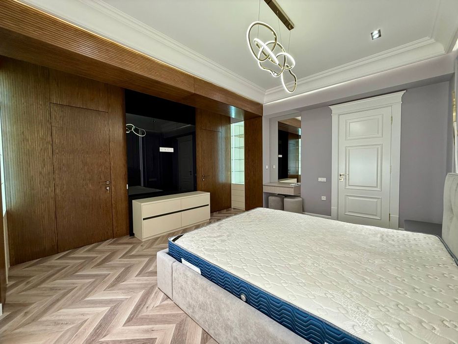 Продаётся 4/9/10 218м2 в ЖК Мадрид, ор-р: Мост Мукими