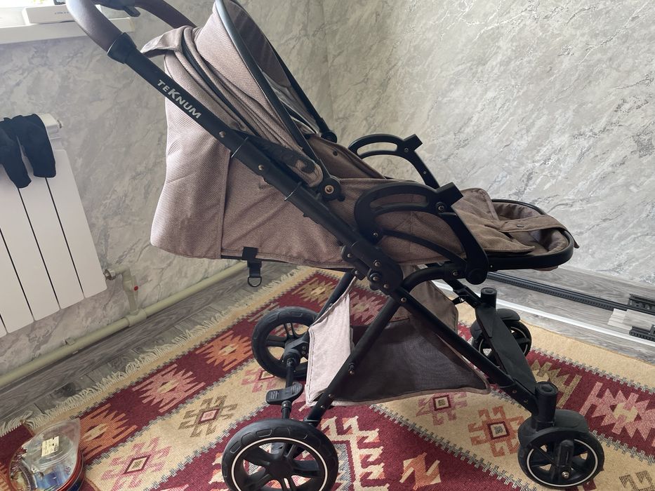 Продаю детскую коляску