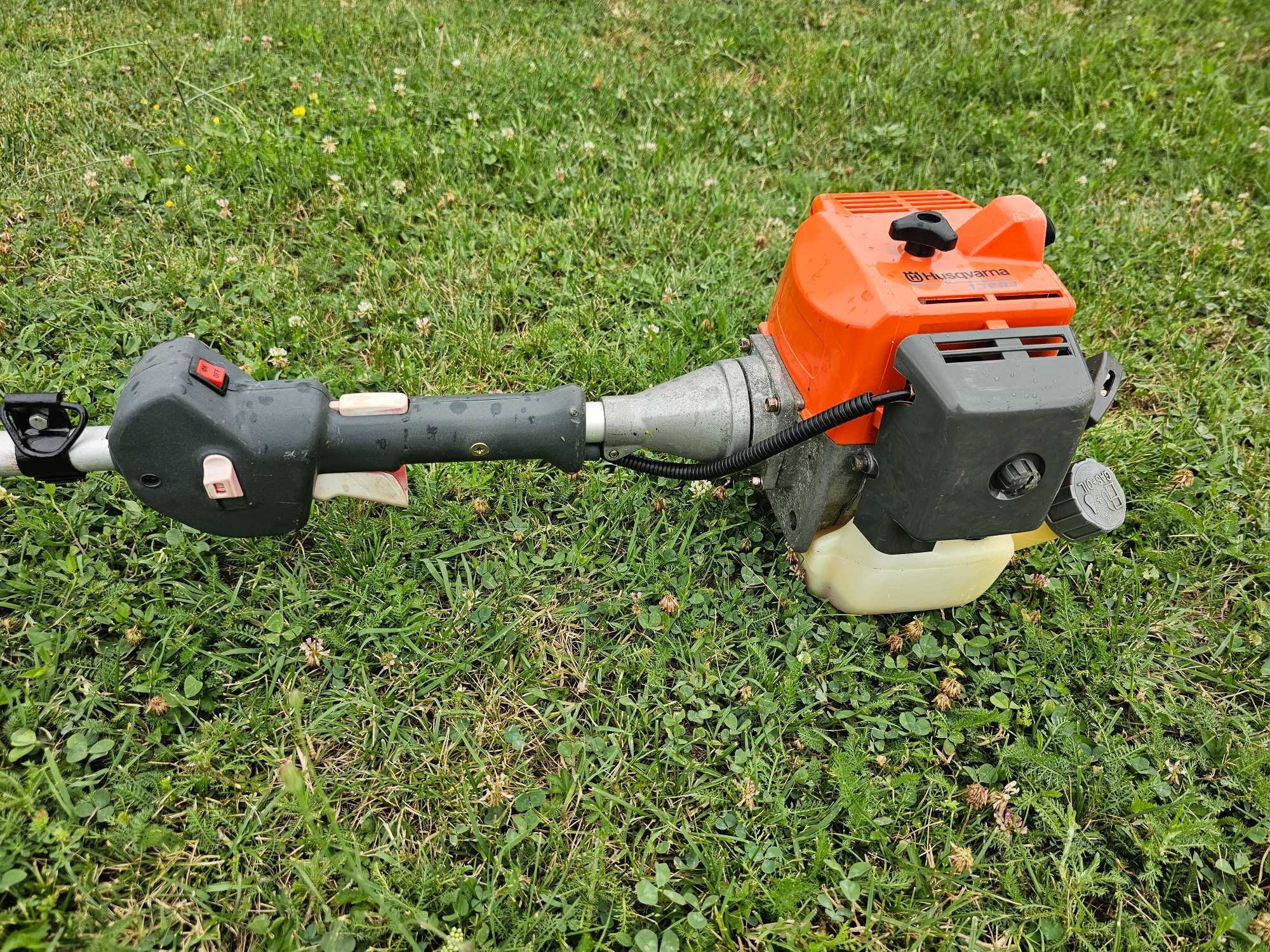 Моторна Коса HUSQVARNA 132.RJ. Перфектна..