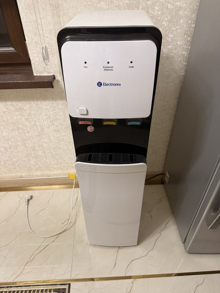 Кулер для воды Electronix 808W White